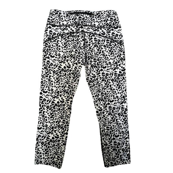 Nike Dri-FIT Cheetah Print Cropped Running Leggings - Picture 1 of 5